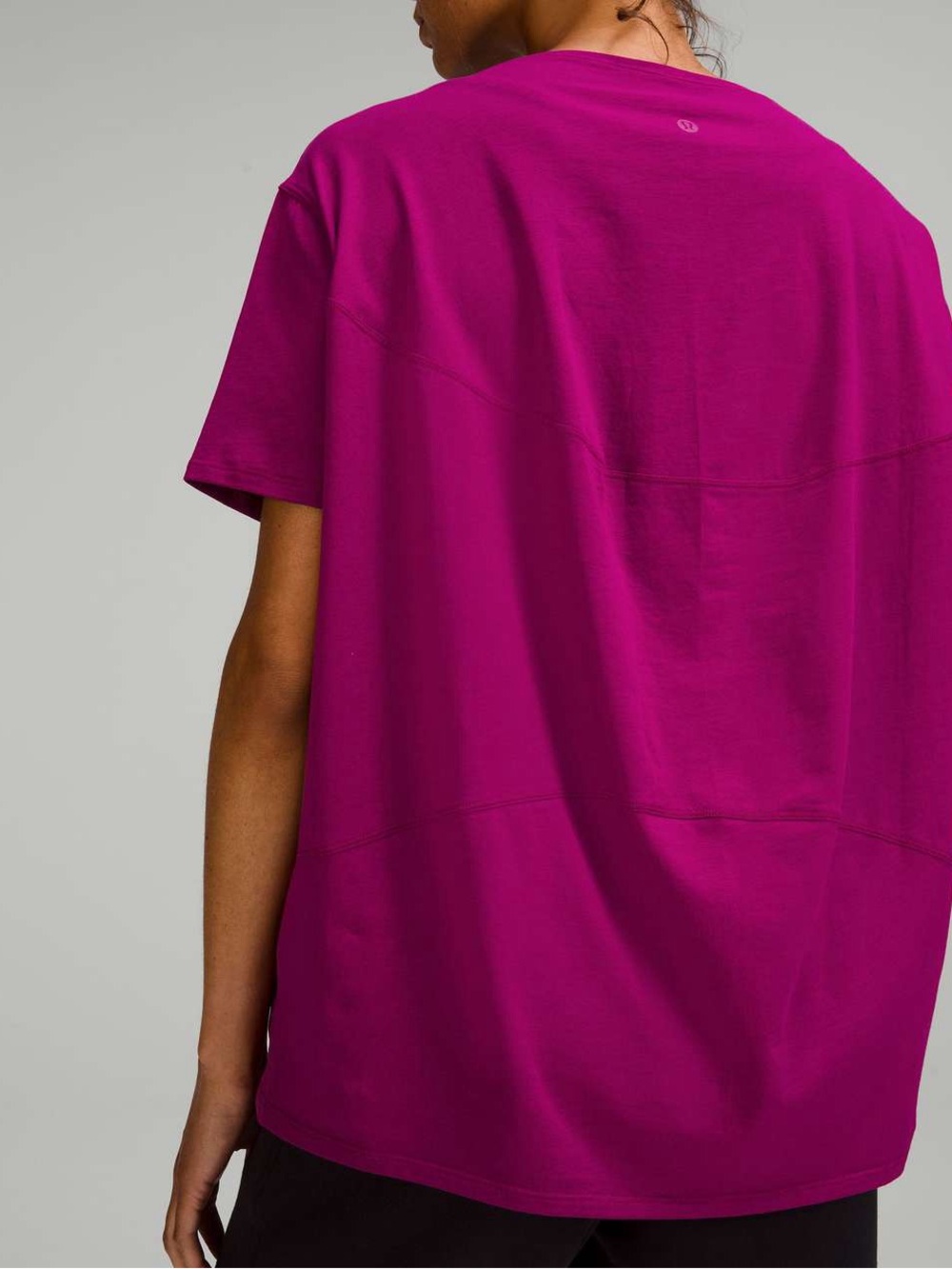 Lululemon /// Women’s Back in Action Short Sleeve Shirt - Magenta Purple - Picture 5 of 9